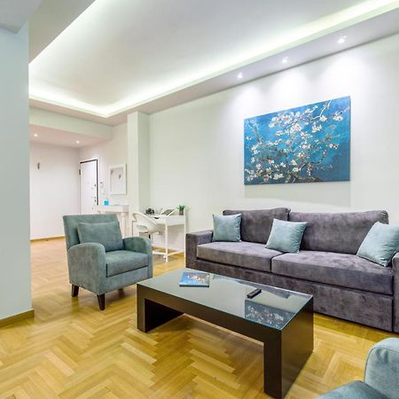 Urban Luxury On A Quiet Street In The Center Of Athensアパートメント エクステリア 写真