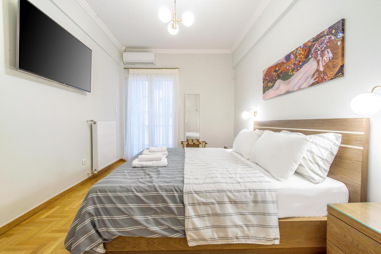 Urban Luxury On A Quiet Street In The Center Of Athensアパートメント エクステリア 写真