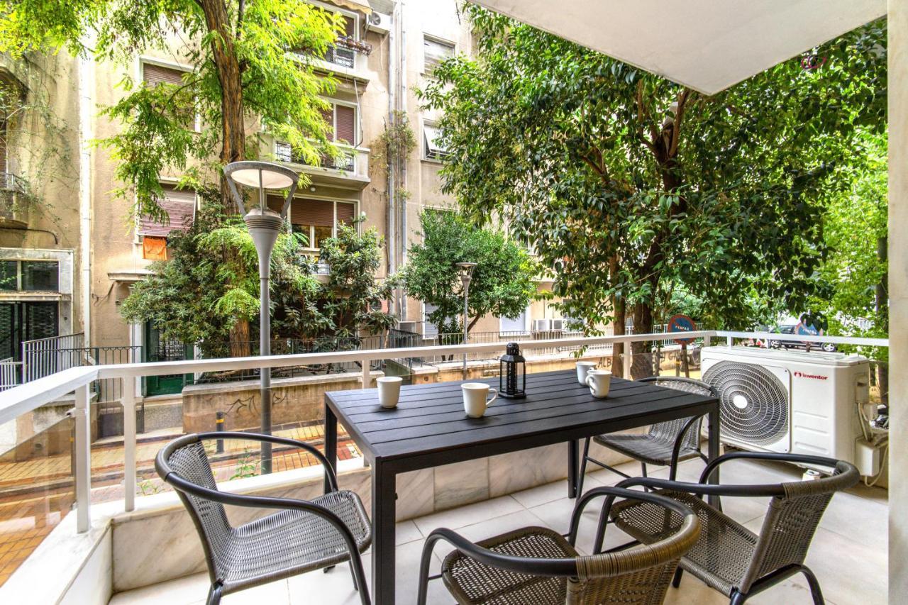 Urban Luxury On A Quiet Street In The Center Of Athensアパートメント エクステリア 写真