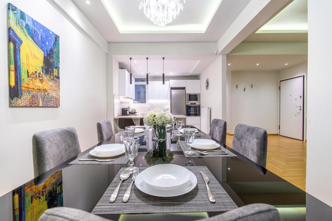 Urban Luxury On A Quiet Street In The Center Of Athensアパートメント エクステリア 写真