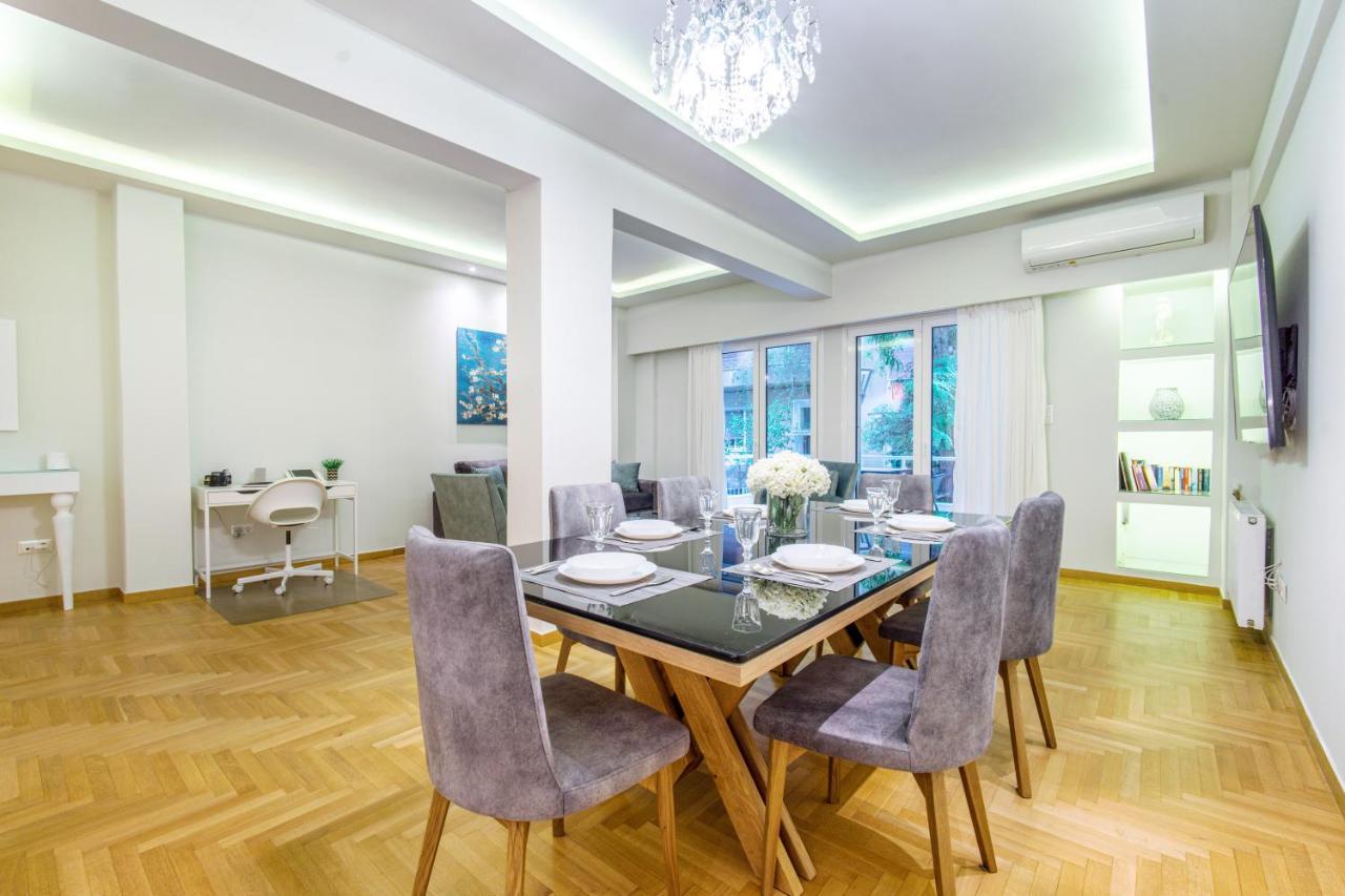 Urban Luxury On A Quiet Street In The Center Of Athensアパートメント エクステリア 写真