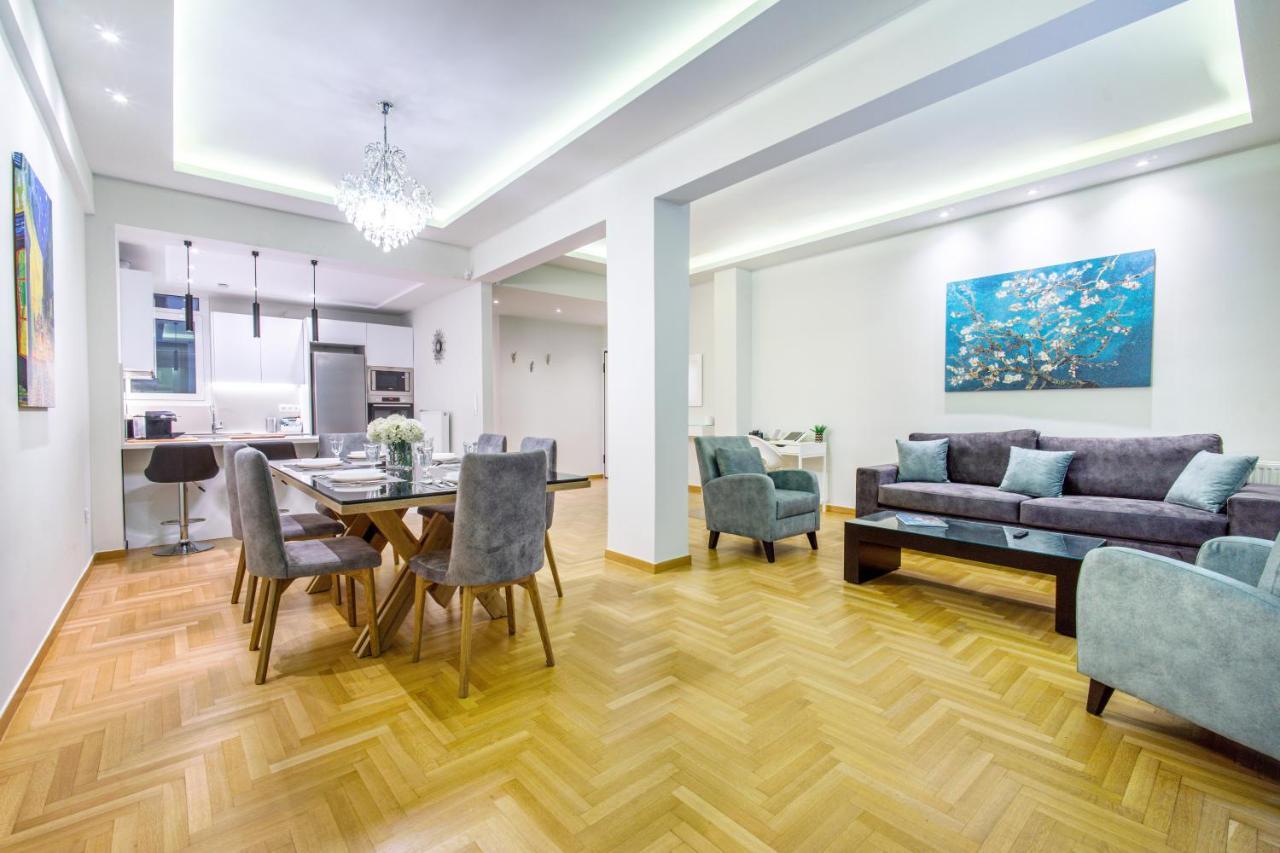 Urban Luxury On A Quiet Street In The Center Of Athensアパートメント エクステリア 写真